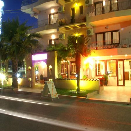 Tropicana Paralía Exterior foto